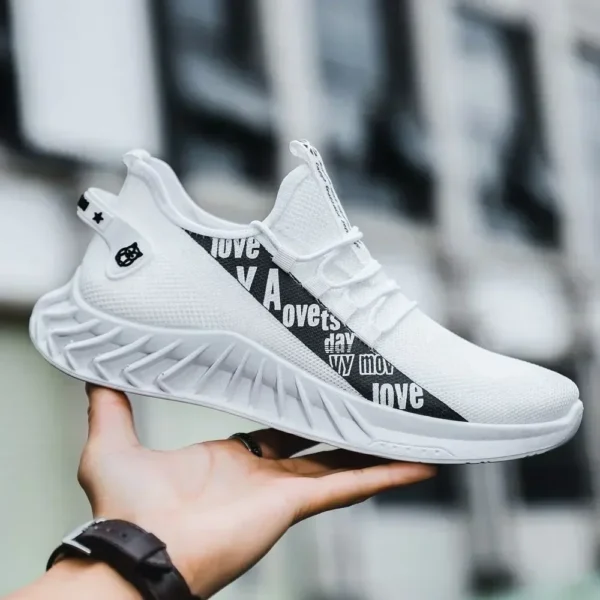 New Spring and Autumn Soft soled Running Men's Mesh Breathable Casual Sports Shoes Men's Coconut Trendy Shoes Men's Shoes - Gambar 4
