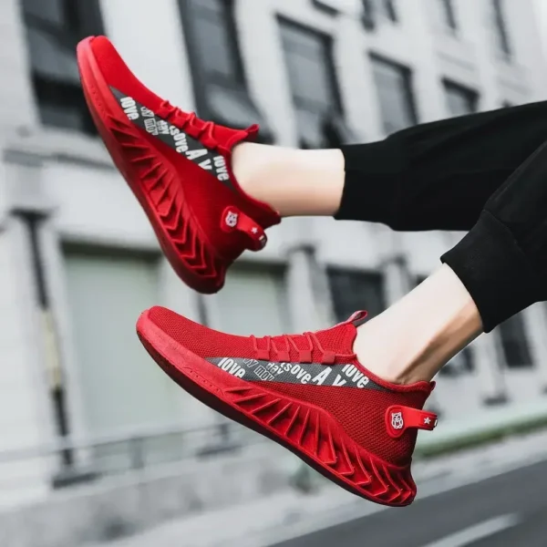 New Spring and Autumn Soft soled Running Men's Mesh Breathable Casual Sports Shoes Men's Coconut Trendy Shoes Men's Shoes - Gambar 6